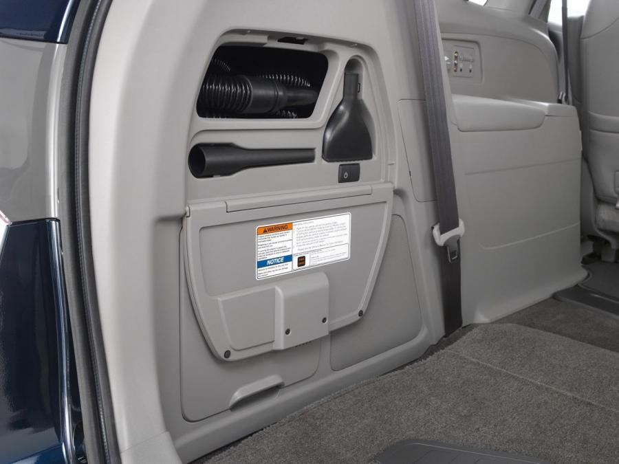 Багажник Honda Odyssey Touring Elite 2014 года  (фото 5 из 12)